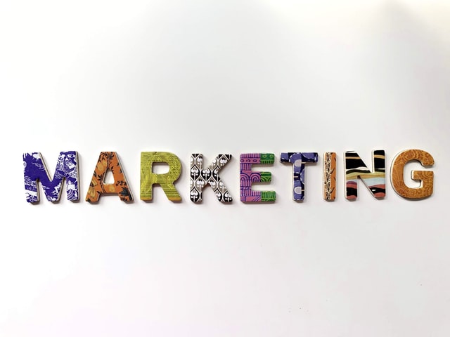 How Does Digital Marketing Benefits Businesses and Consumers